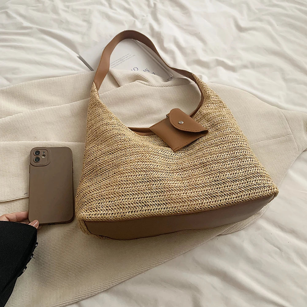 Women Stylish Knit Shoulder Bag Wear Resist Hand Woven Shoulder Bag Vacation Straw Handbag Leisure Bag with Matching Clutch