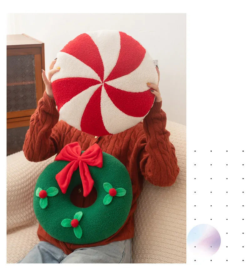 Christmas Snowflake Wreath Candy Cushion Holiday Atmosphere Decoration Ornament Gift Cushion