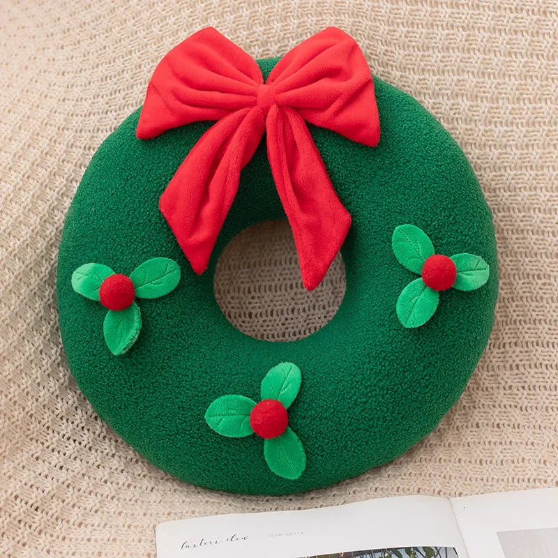 Christmas Snowflake Wreath Candy Cushion Holiday Atmosphere Decoration Ornament Gift Cushion