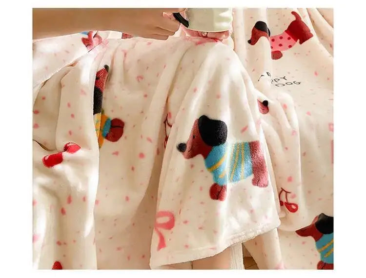 Christmas Thickened Flannel Blanket Red Coral plush Blanket Air-conditioned Blanket Gift Modern and Simple Polyester